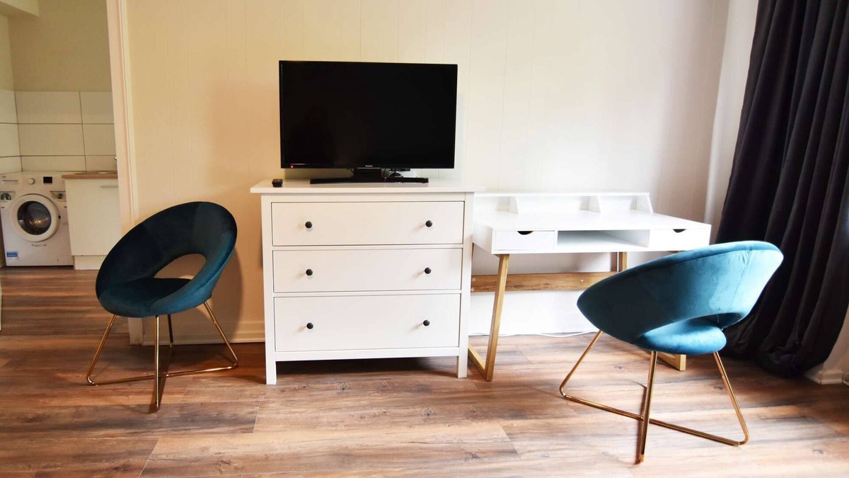 Altstadt-Nord Apartment | K19c City Loft at Friesenplatz in Cologne for 4 people incl. free WiFi (5th floor)