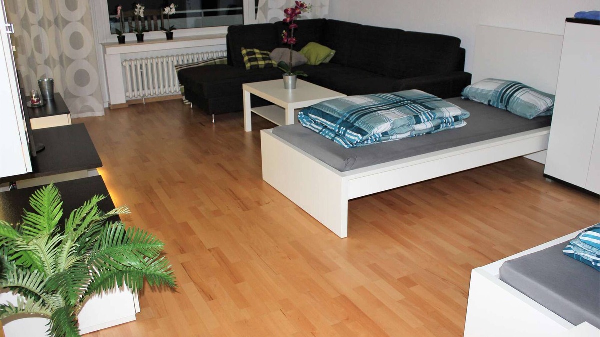 Weiden Apartment | K98b modern apartment with W-LAN in Cologne Weiden