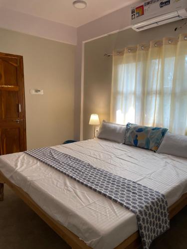 Diveagar Bed & Breakfast | Kadam Villa
