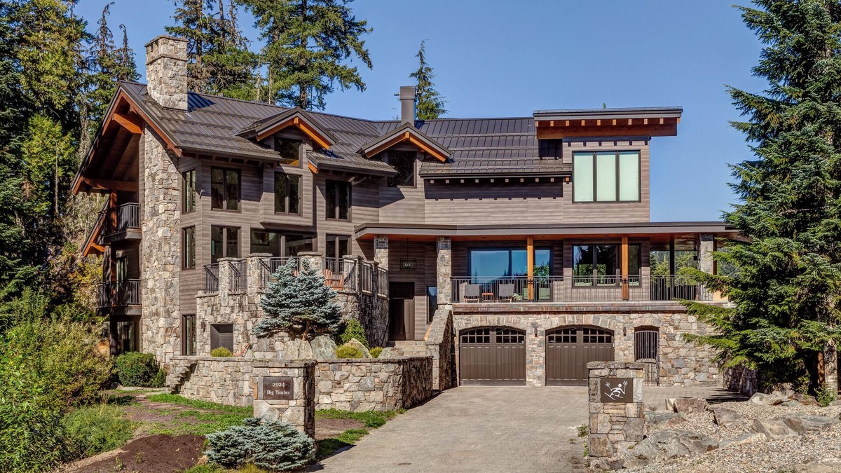 Whistler Creekside House | Kadenwood 2924 – Ski in Ski out, Private Pool, Hot Tub, Elevator & Gondola