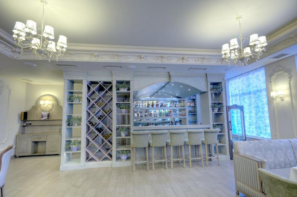 Zavodskoi Hotel | Kadgaron Hotel