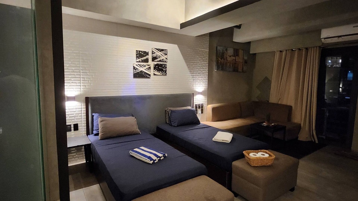 Kaunlaran Condo | KAIBIGAN HOMESTAY- kaibigan means "friend"in Filipino. We'll treat you like one!
