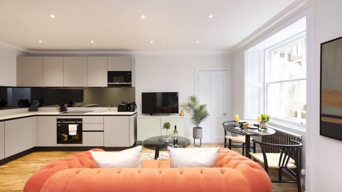 West End Apartment | Kaida Suite - City Centre 1 Bed Studio Apartment