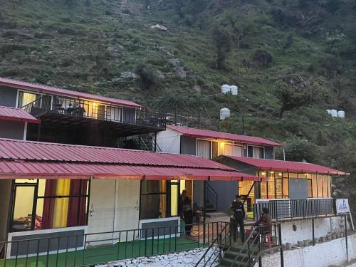 Sitapur Hotel | Kailashpati Resort