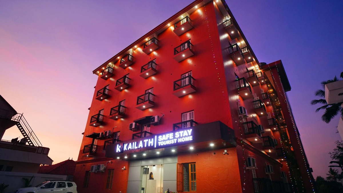 Tiruvalla Hotel | Kailath Safe Stay Tourist Home