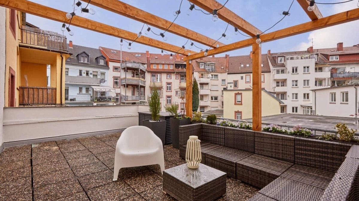 Kaiserslautern Apartment | Kaiserslautern - Bella, im Expressionistischen Stil