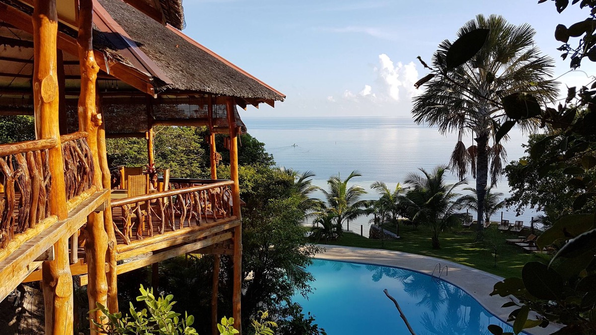 Enrique Villanueva Hotel | Kalachuchi Beach Resort