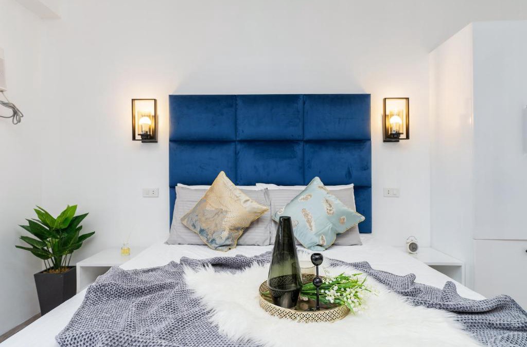 Guadalupe Apartment | Kalani by J&J (Symfoni Nichols. Pool. Netflix)