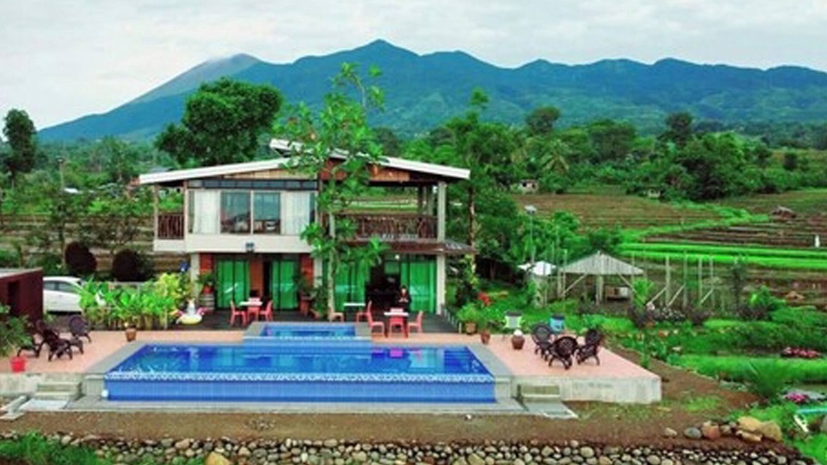 Canloan City House | Kalaparan Farm House by Hiverooms
