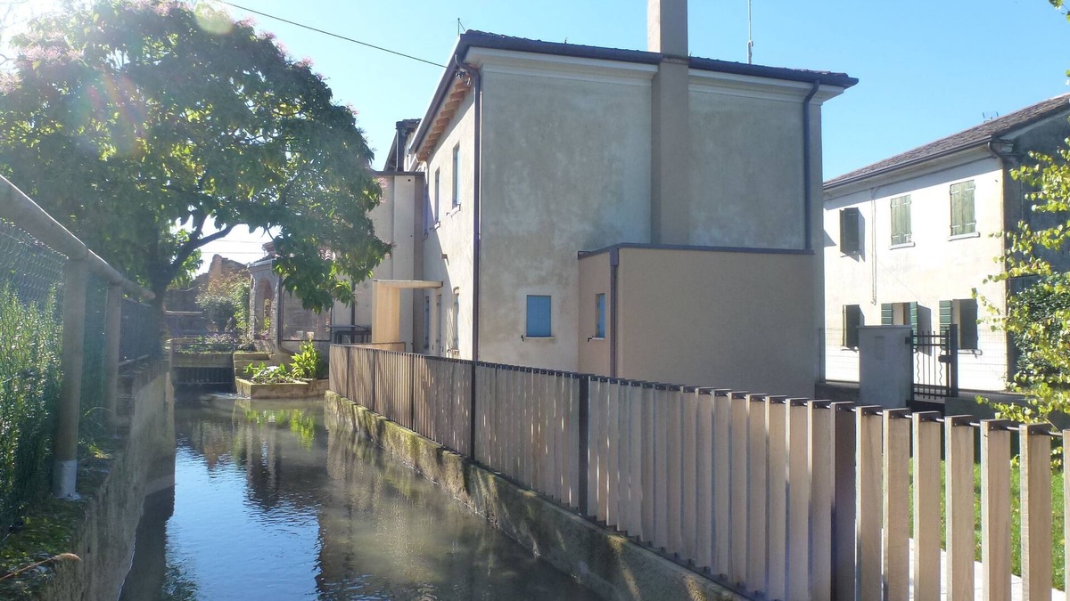 Volpago del Montello House | Kaletheia house - restored mill