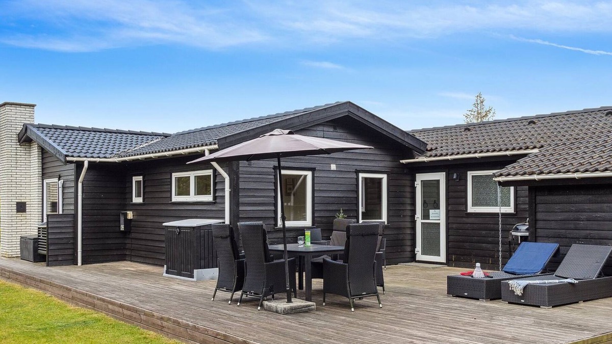 Bøtø By House | "Kalevi" - 900m from the sea by Interhome