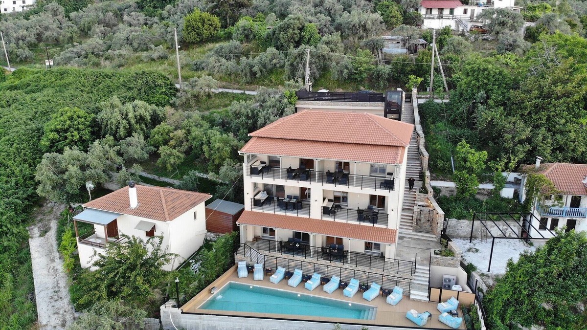 Zagora-Mouresi Apartment | Kallia Suites