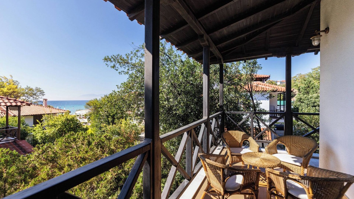 Kallikratia Villa | Kallikratis Vintage House : Beachfront