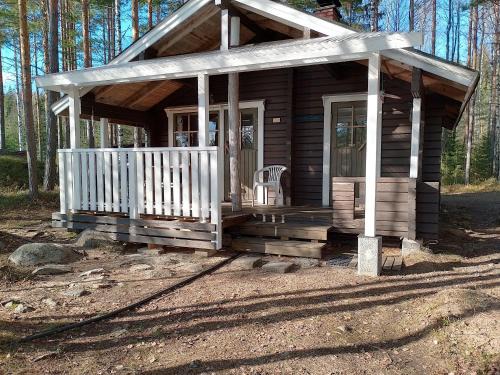 The Lakelands Cabin | Kalliomökki