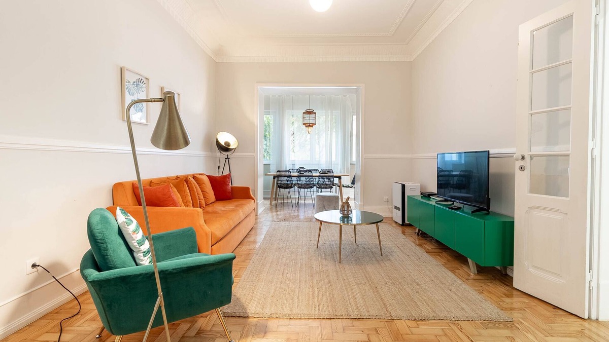 Sao Sebastiao da Pedreira Apartment | Kalmia Apartment, Wi-fi, terrace, close to subway