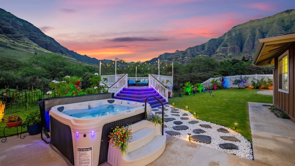 Makaha Valley House | Kalo Homes - Elevated Escape