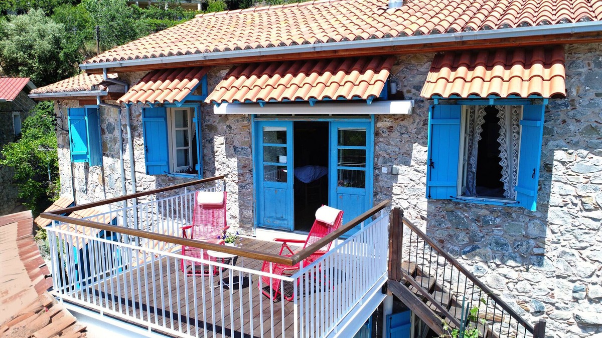 Kalopanayiotis Villa | Kalopanayiotis Cottage In The Centre