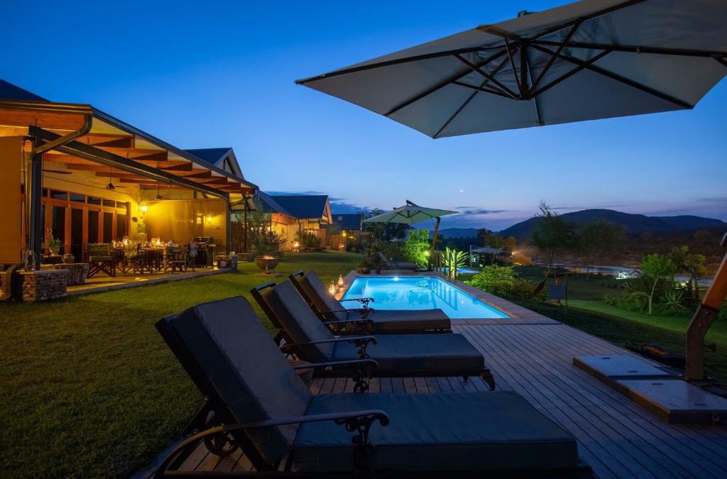 Malelane Cabin | Kambaku River Lodge