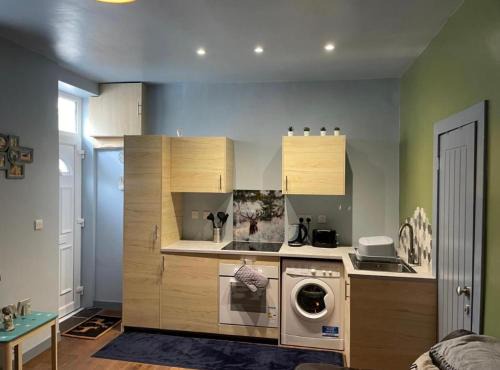 Millport House | Kames Bay Couples Retreat