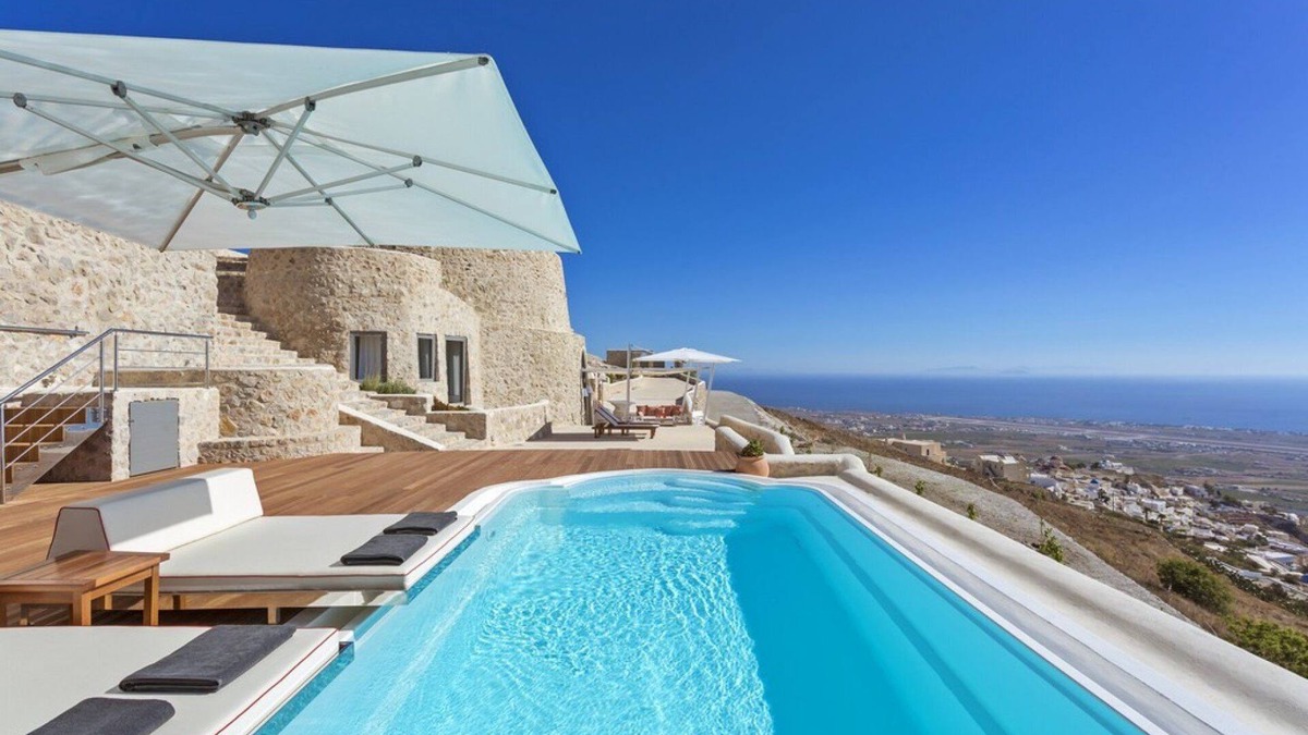 Santorini Villa | Kamini Villa | 5-bedroom luxury villa in Pyrgos, Santorini
