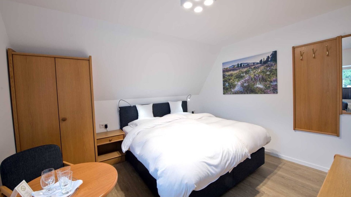 Amelinghausen Apartment | Kammer Vierzehn - Landhaus Amelinghausen - Ferienzimmer