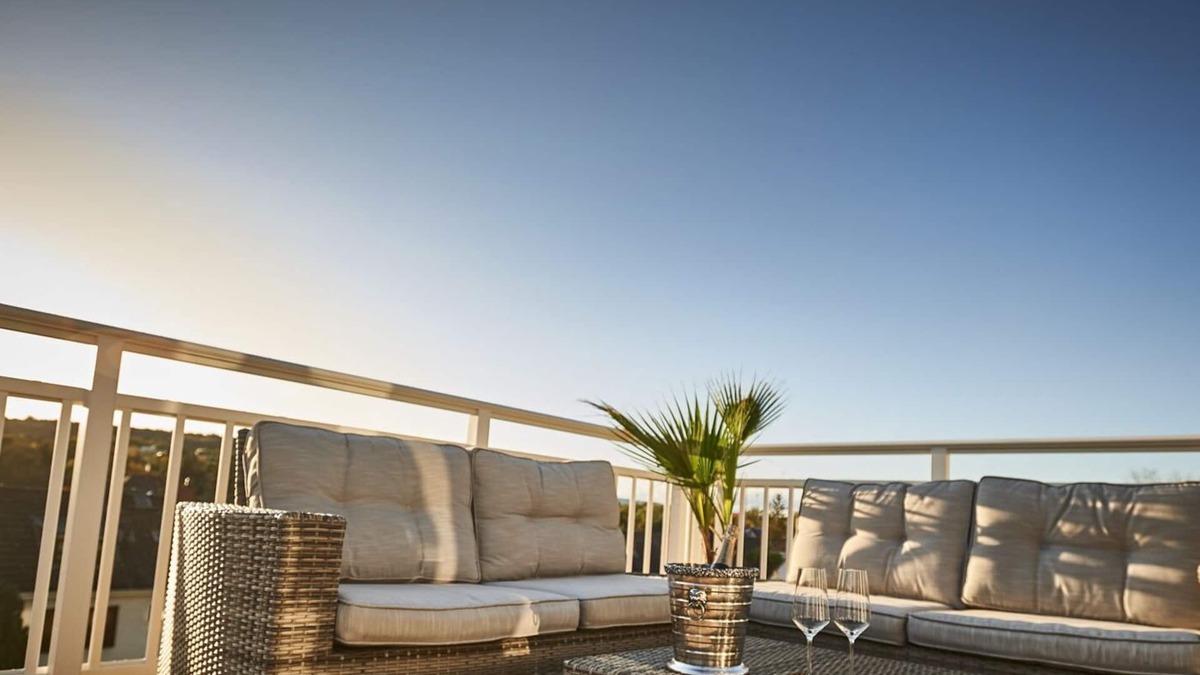 Bad Nauheim Apartment | Kampowski Penthouse Suite - living above the roofs of Bad Nauheim