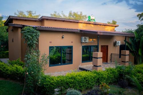 Lusaka Apartment | Kamps Apartment - Foxdale Forest