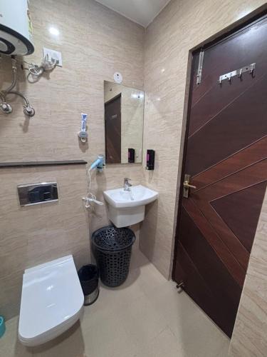 East of Kailash Apartment | kamstay