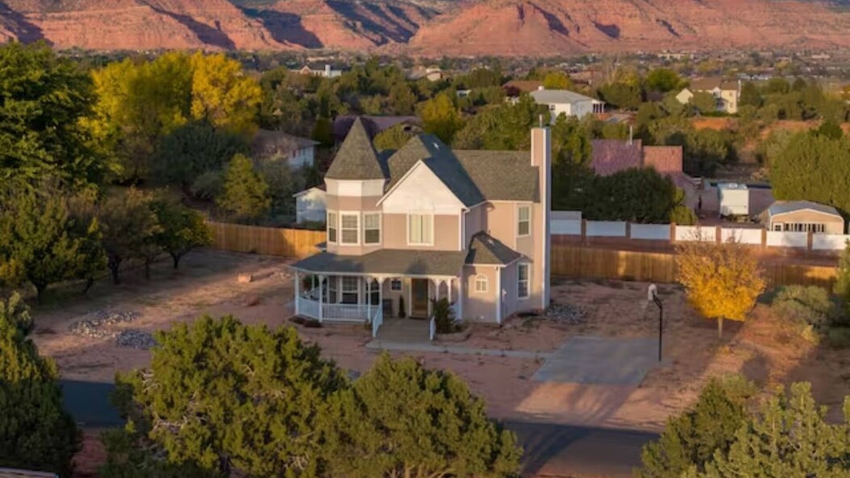 Kanab House | Kanab Paradise House with 2 King Beds Close to Hiking Trails