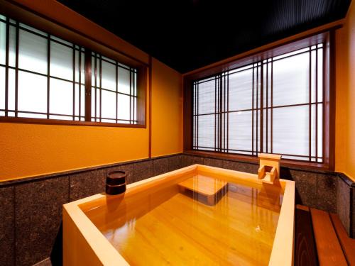 Yuwaku Hot Spring Hotel | Kanazawa Yuwaku Onsen Kokarian