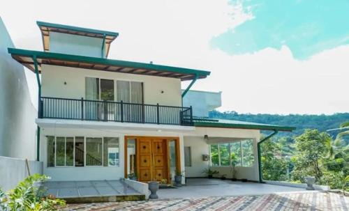 Tennekumbura Bed & Breakfast | Kandy Grand Ocacia