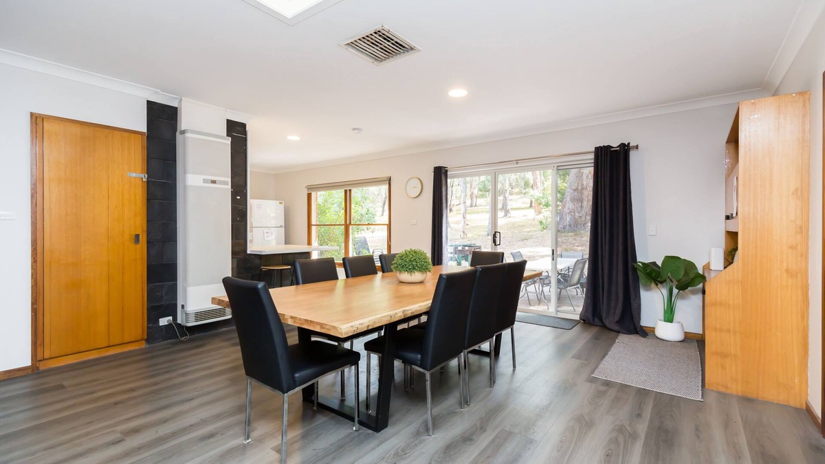 Halls Gap House | Kangaroo Guest House