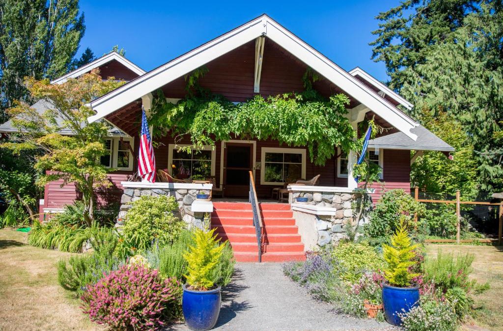 Eastsound Bed & Breakfast | Kangaroo House Bed & Breakfast