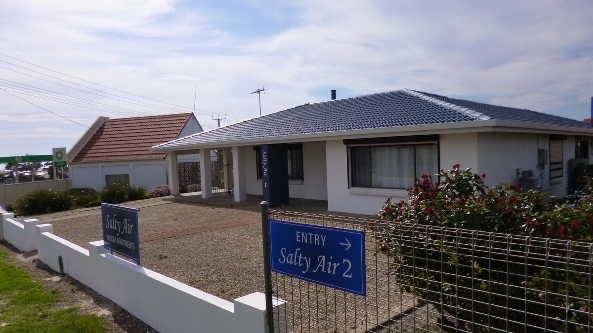 Kingscote Apartment | Kangaroo Island Salt Air Apartment 2