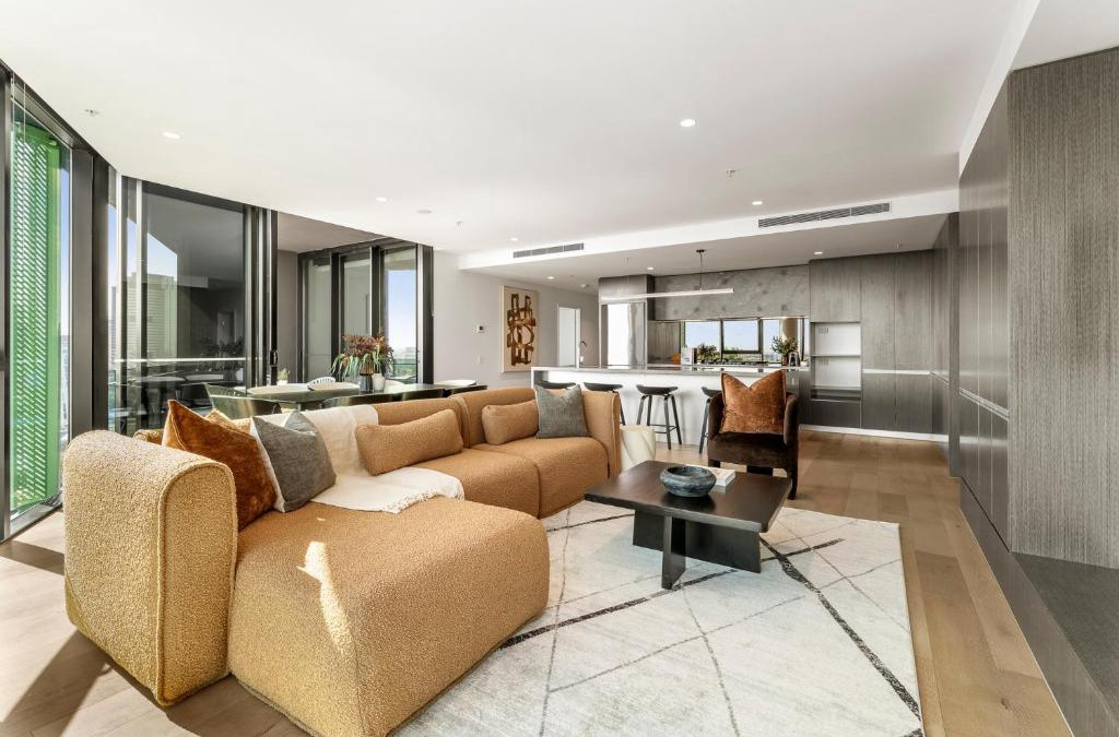 Kangaroo Point Apartment | Kangaroo Point Apartment by Urban Rest