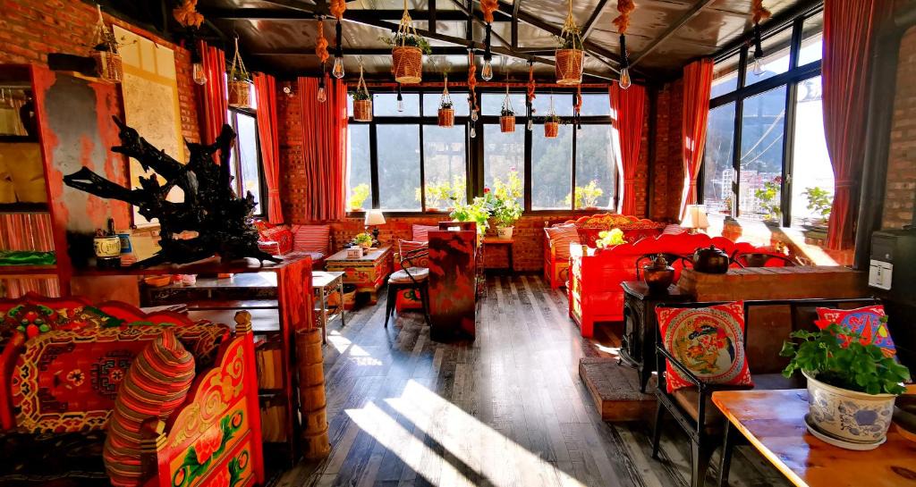 Ganzi County House | Kangding Guozhuang Nan Wu Hao Boutique Inn