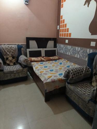 Mathura House | Kanha Dham Dharamshala