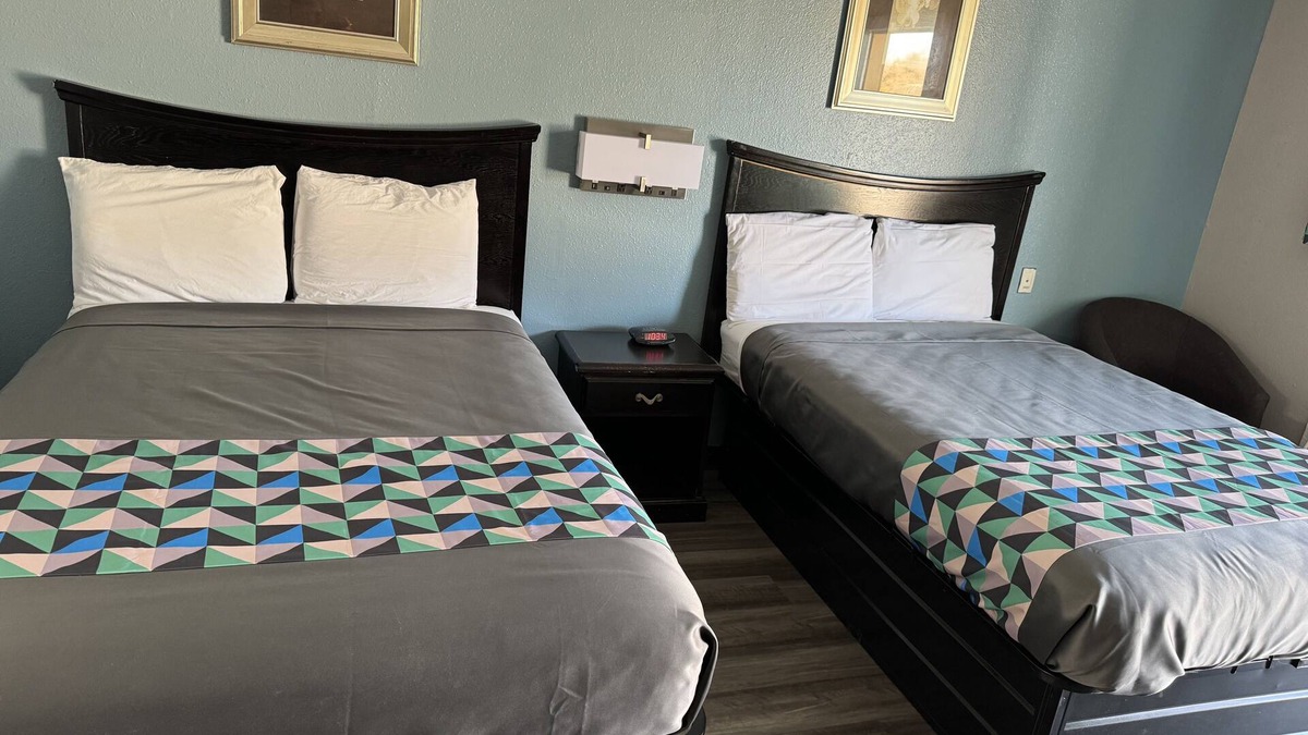 Independence Hotel | Kansas Inn Independence
