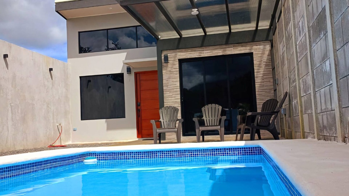 La Fortuna House | Kapi Kapi House #1. Relax and feel at home surrounded by the Arenal Volcano.