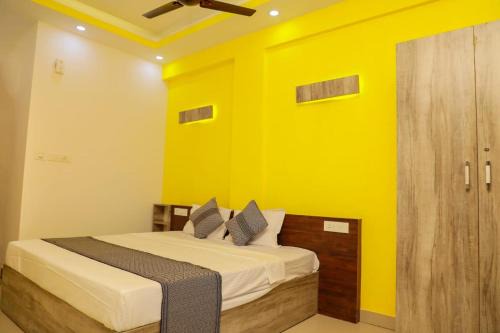 Muttil South Hotel | Karapuzha Residency