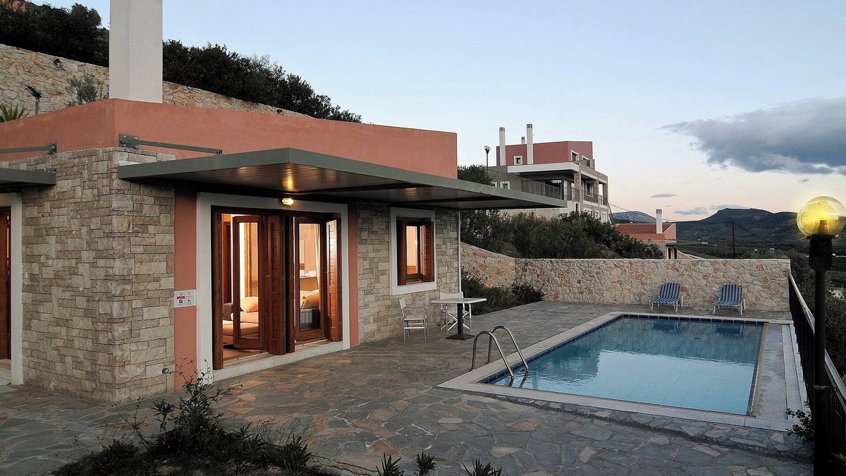 Nea Tirintha Villa | Karayiannis Villas