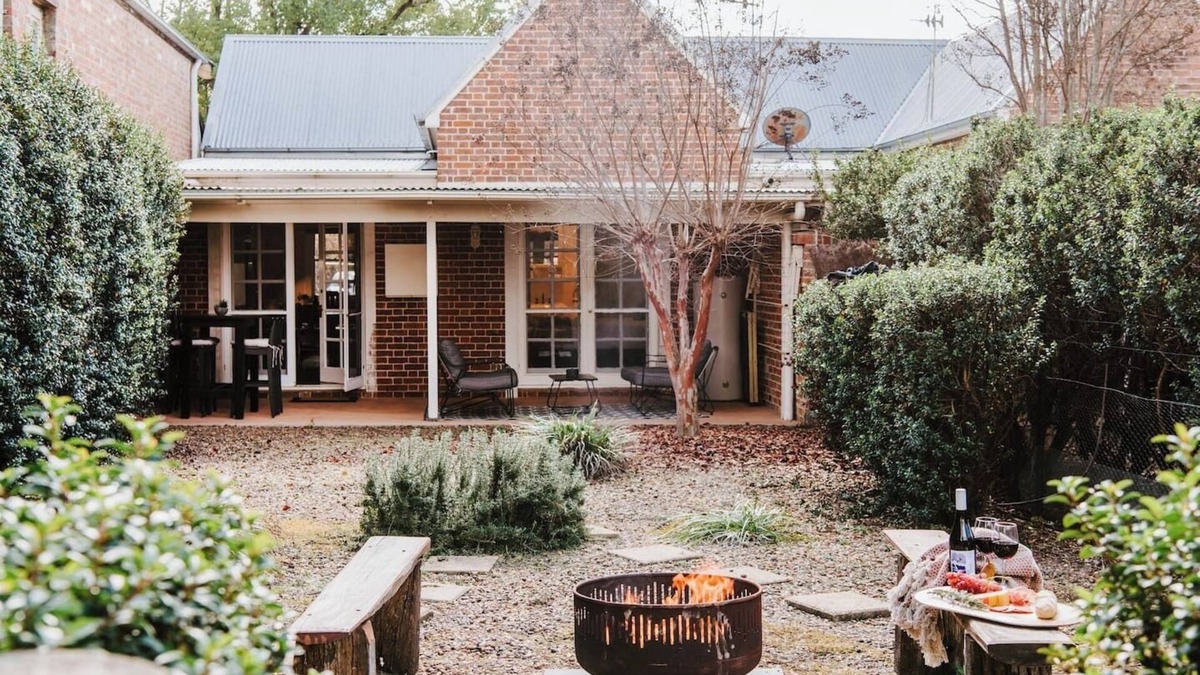 Central Mudgee Cottage | Kareela Cottage A Charming Country Getaway