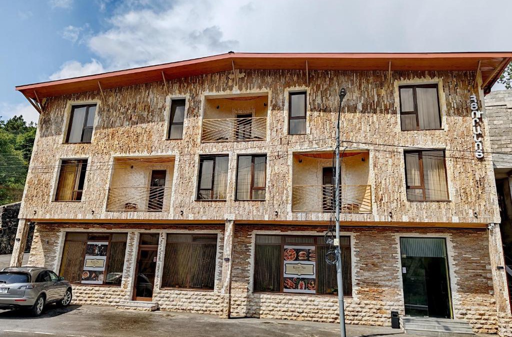 Tsaghkadzor Hotel | KareNo Hotel Tsaghkadzor