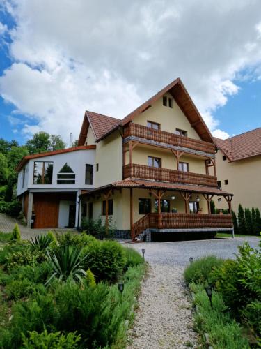 Sovata Bed & Breakfast | Karina panzio