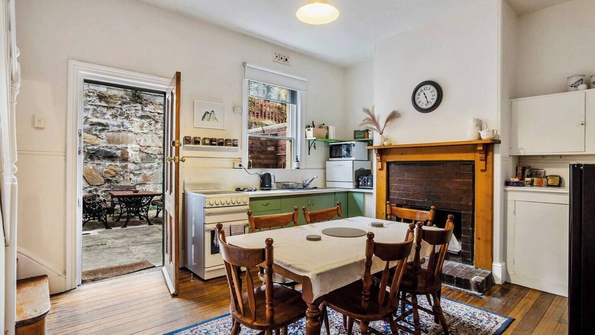 Hobart Central Business District House | Karkalla Terrace Explore Hobarts Historic Heart