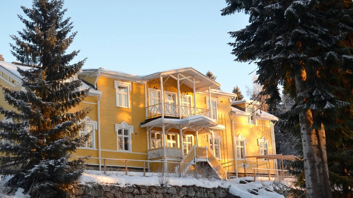 Kajaani Hotel | Karolineburg Manor House Hotel