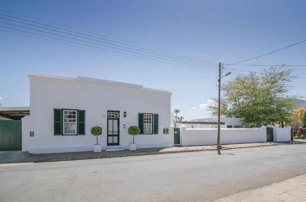 Graaff-Reinet House | Karoo House Collection - 54 Middle