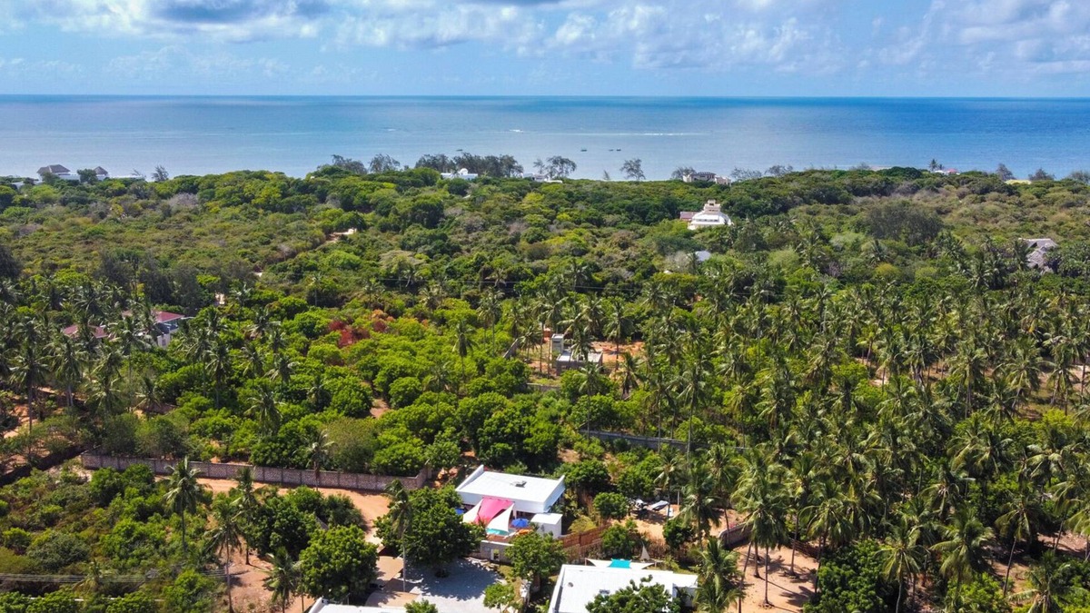 Watamu Cottage | Kasa Eliza - charming 2-bedroom private cottage in Watamu with own pool, AC&WiFi