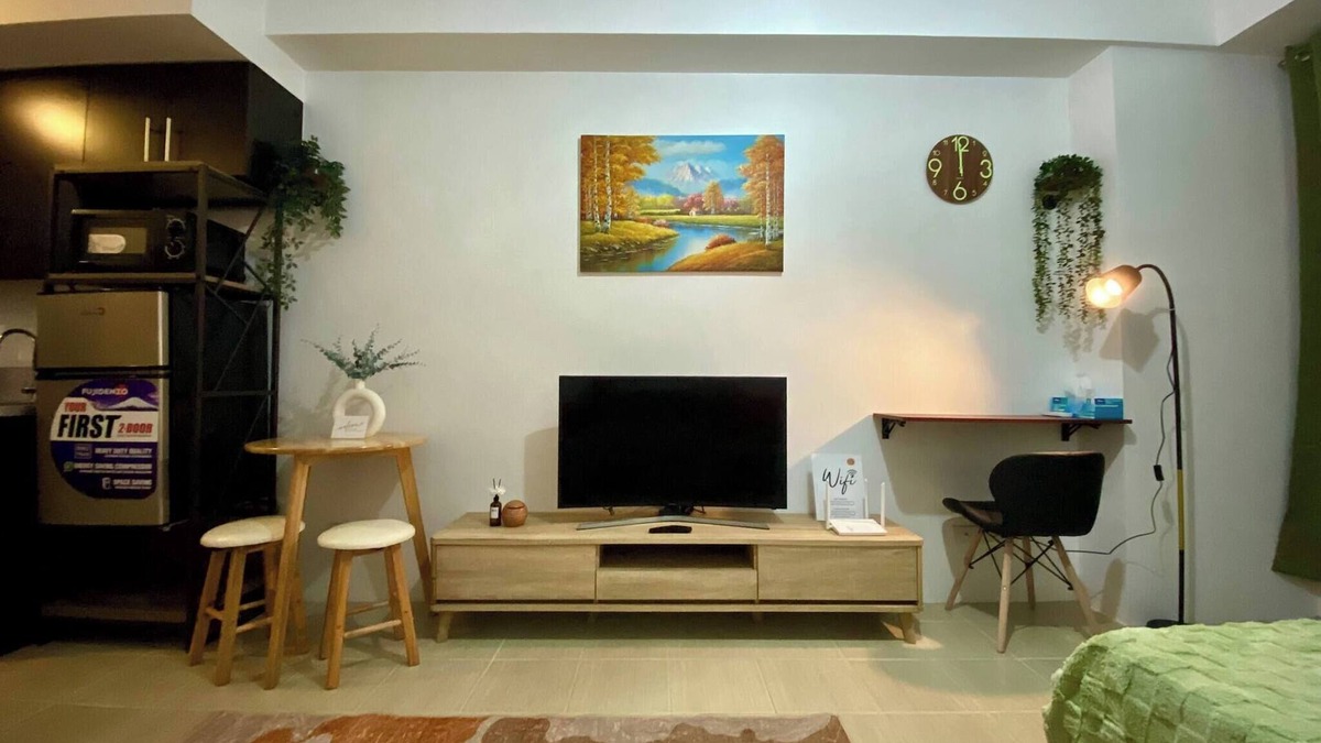 Ugong Apartment | Kasara T1-4K Urban Staycation