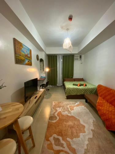 Ugong Apartment | Kasara T1-4K Urban Staycation